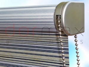 Klasiskās brīvi plandošās ruļļu žalūzijas / ruļļu paceļamie aizkari – sistēma Coulisse 42 / 53 mm Absolute